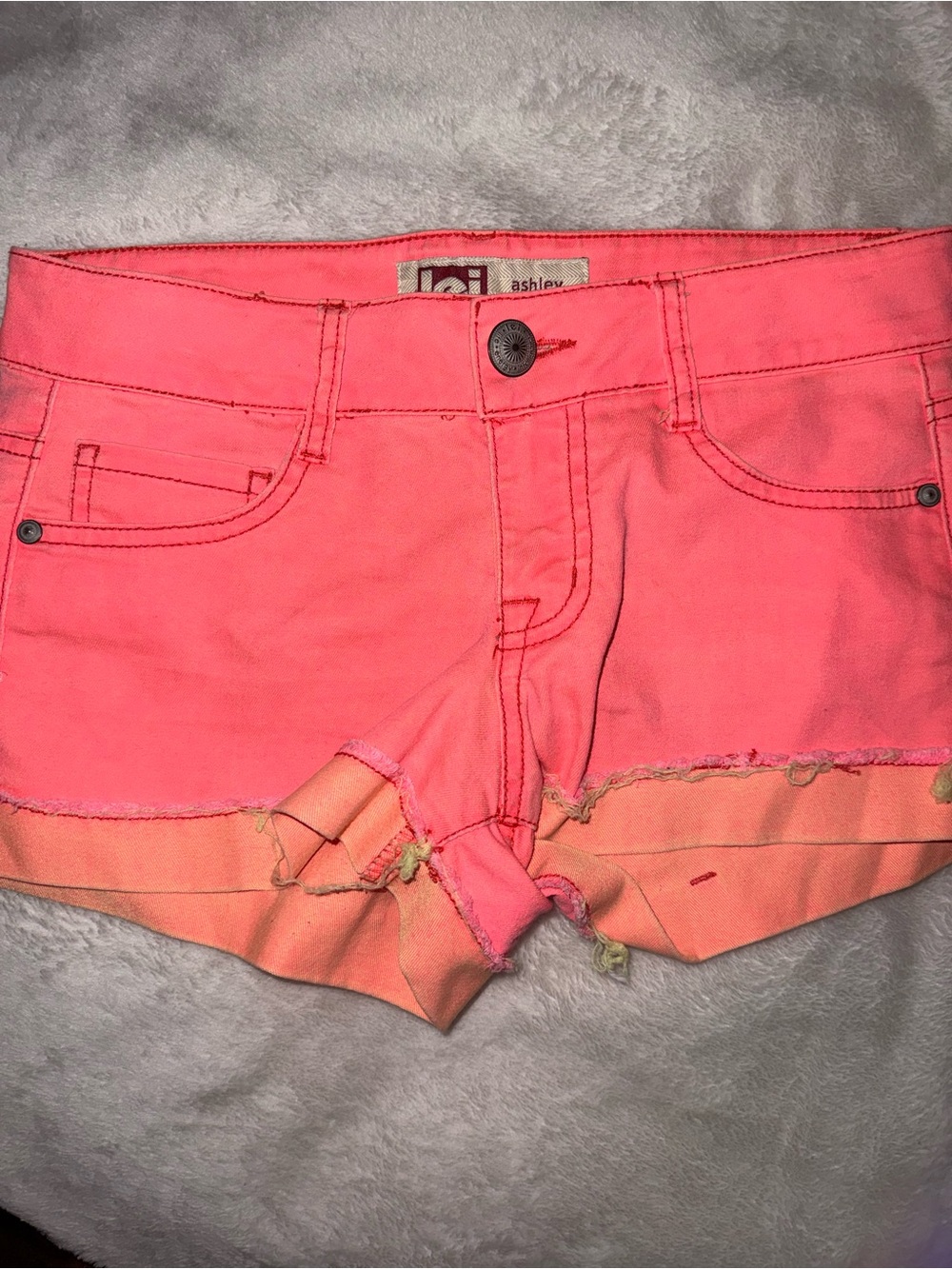 🏷️LEI~Ashley Low Rise Shorts